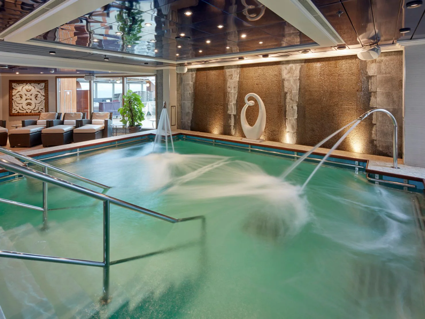 Mareel Wellness & Beauty on Queen Elizabeth